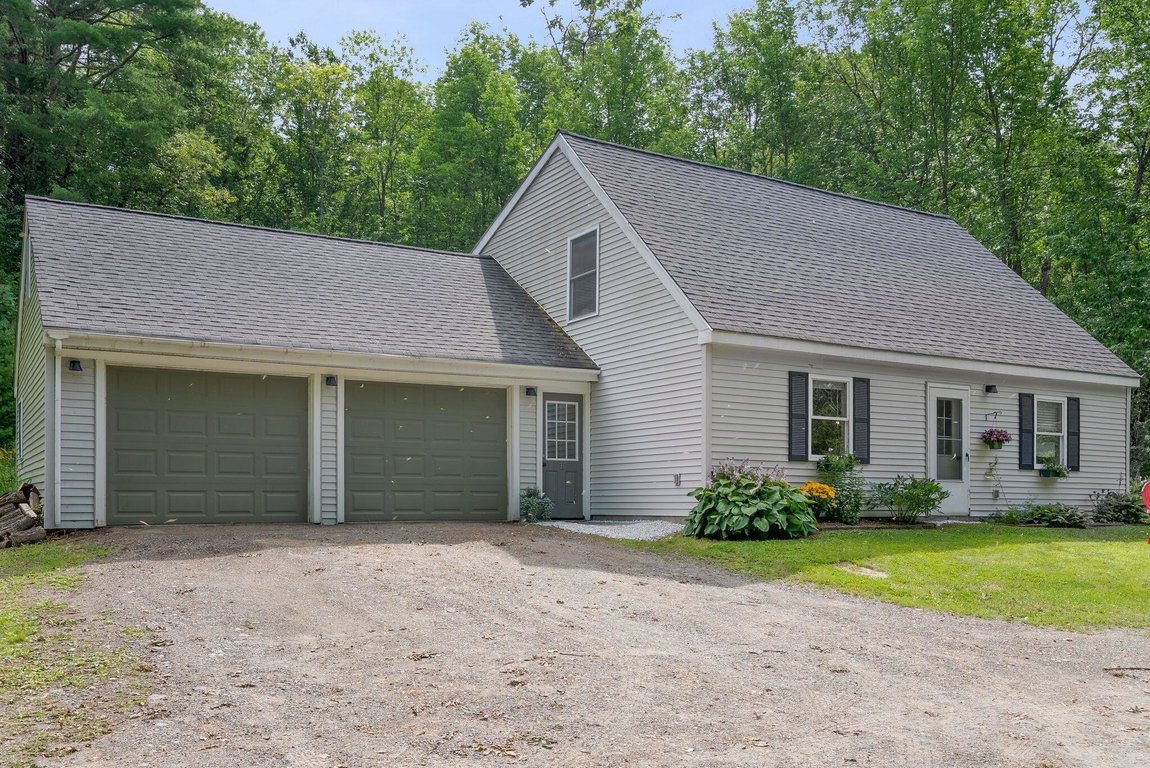 31 Station Hill Road Vassalboro