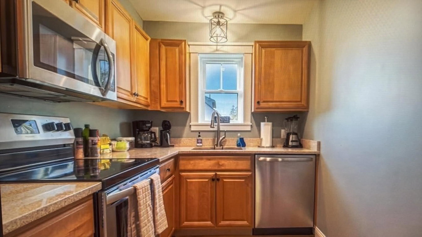 328 b sink