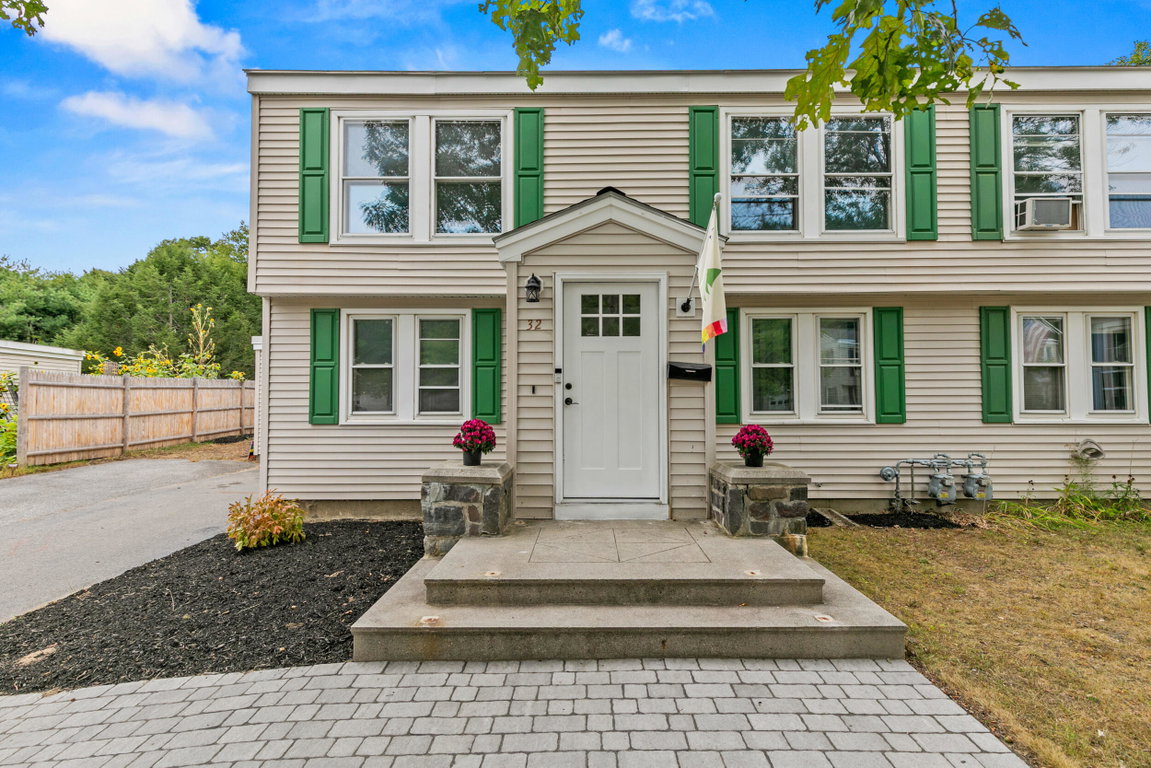 32 Emanual Drive Brunswick