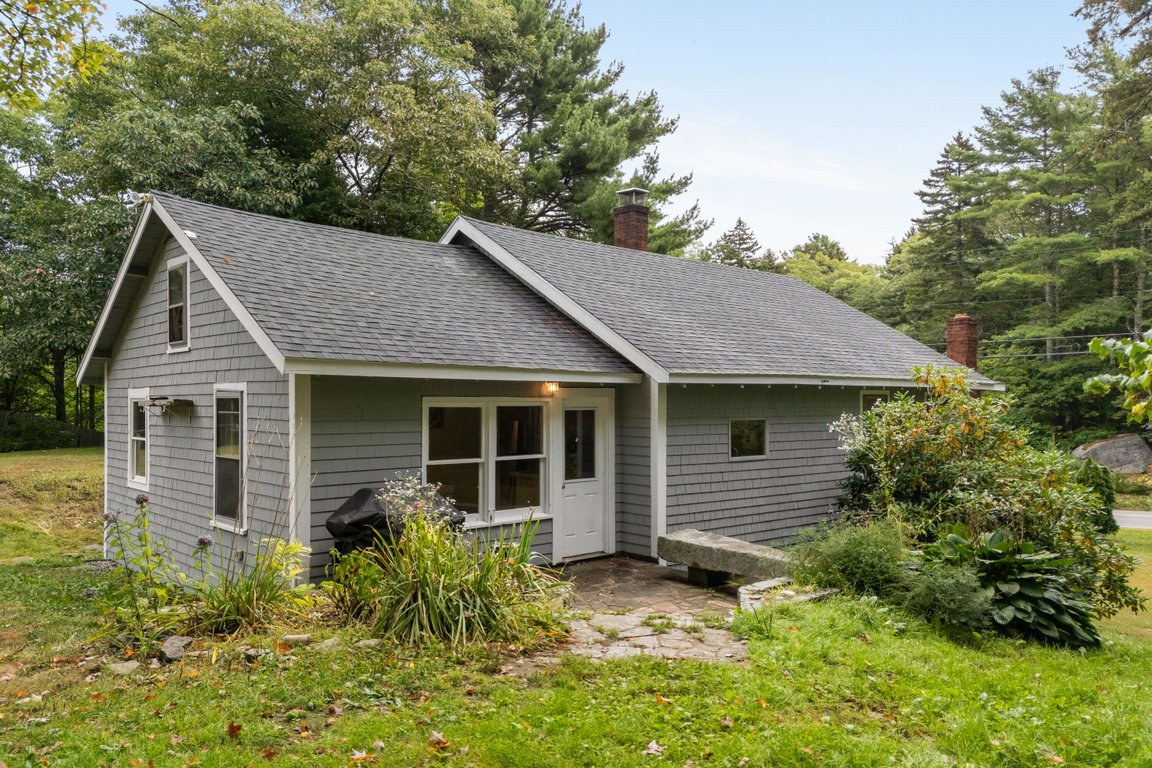 13 Cameron Point  Southport