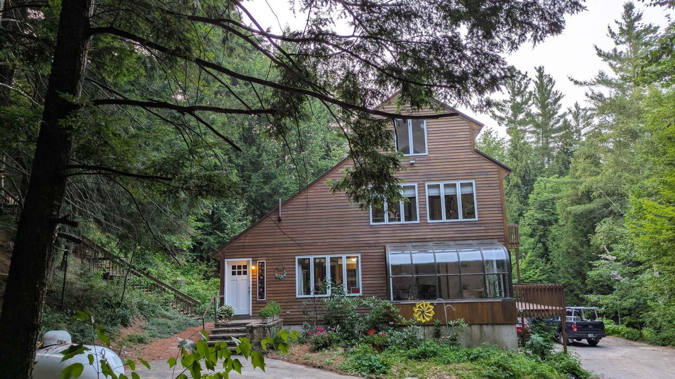 34 Hubbard Grove Road Shelburne
