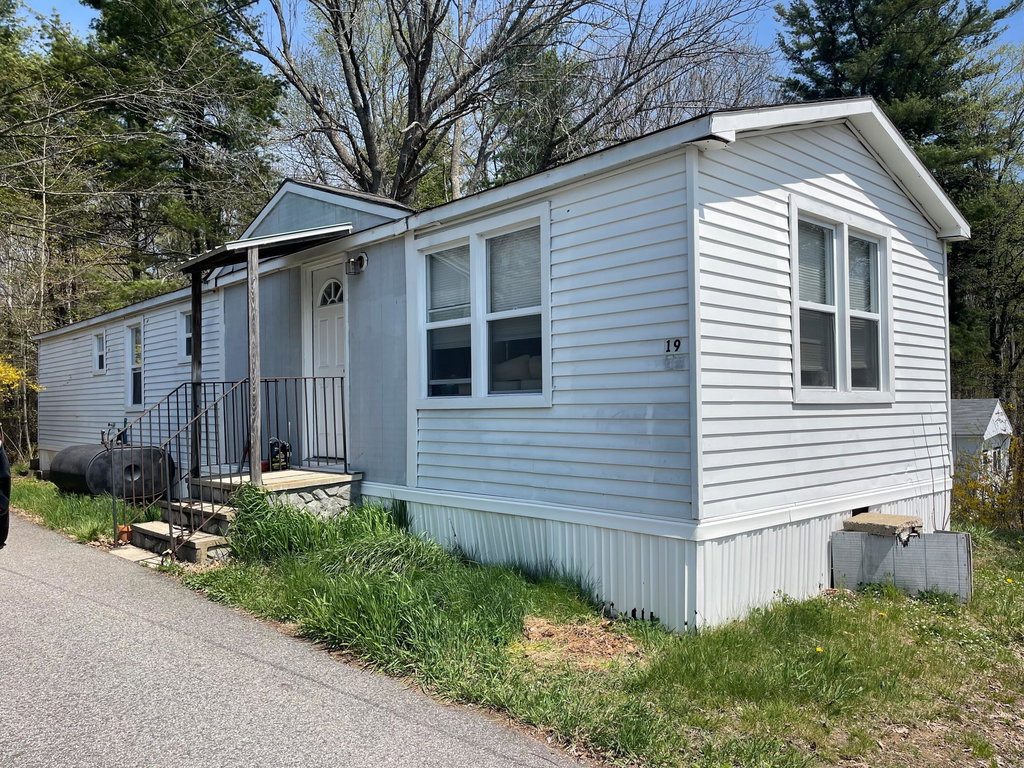 19 Aspen Circle Kittery