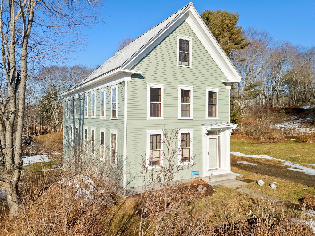 16 School Street Waldoboro