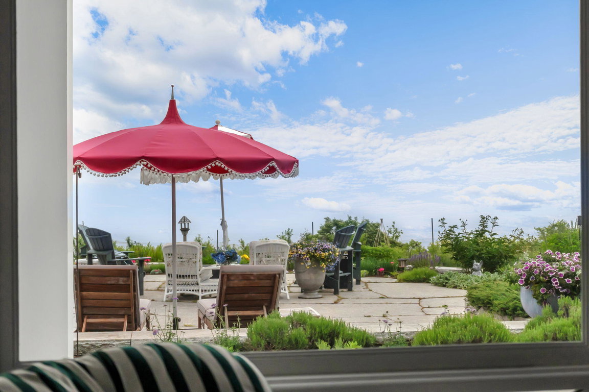 65-web-or-mls-425-seawall-rd 2