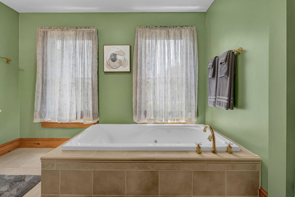 41-web-or-mls-167-twin-hill-rd