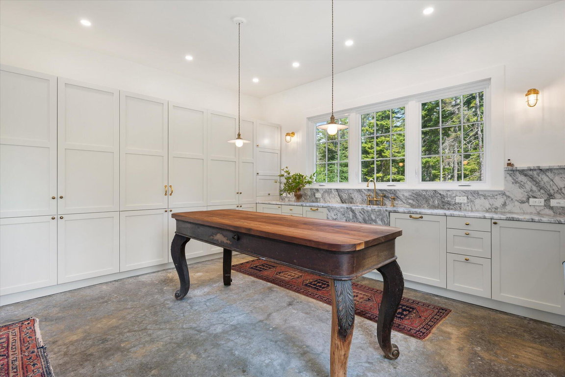 22-Kitchen