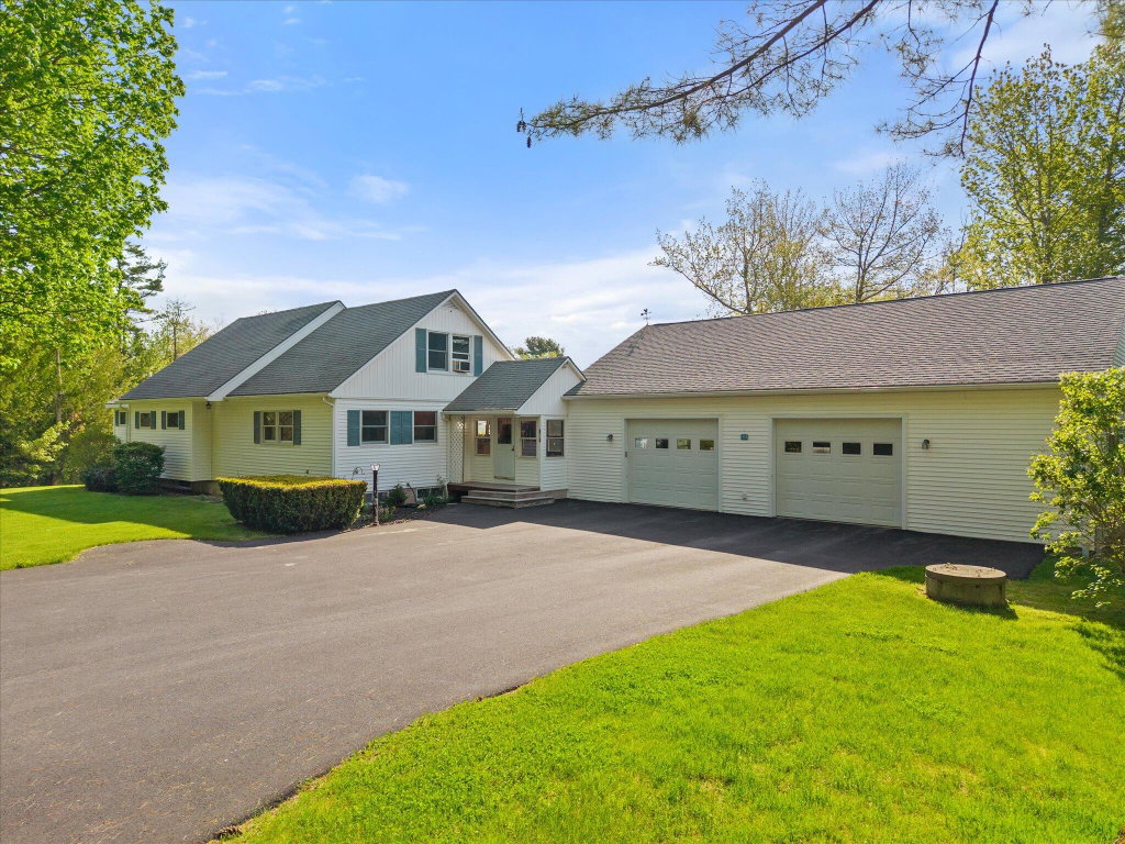 03-404 Surry Rd