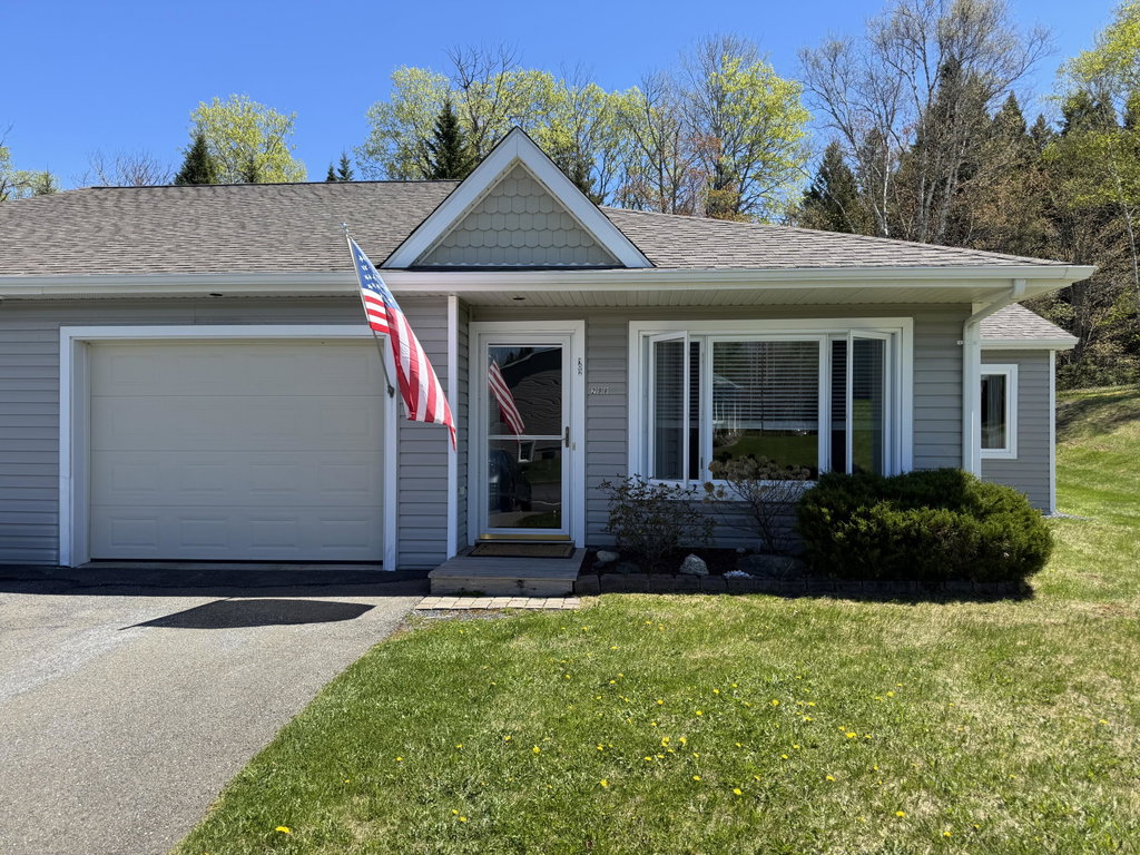 298 19th Avenue Madawaska