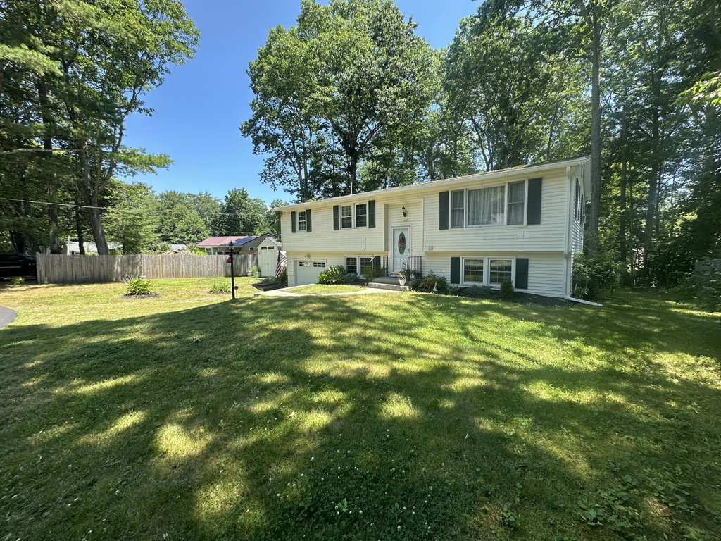 122 Royal Heights Wells
