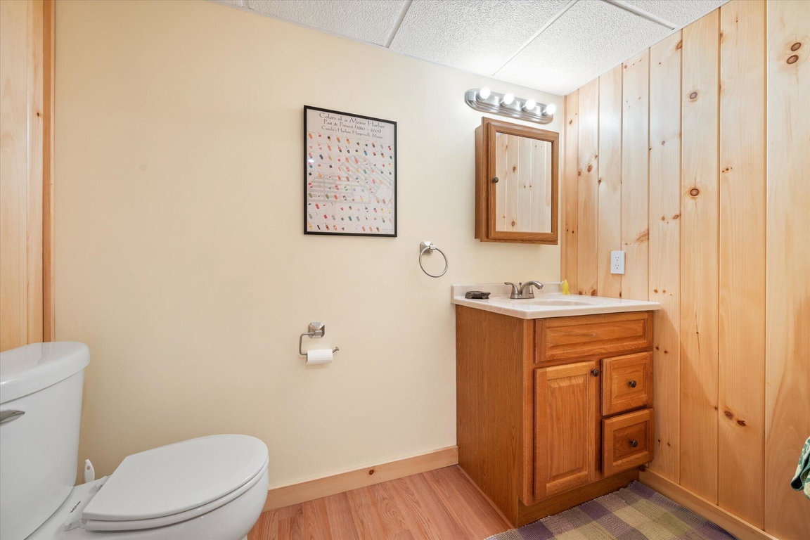 38-Bathroom