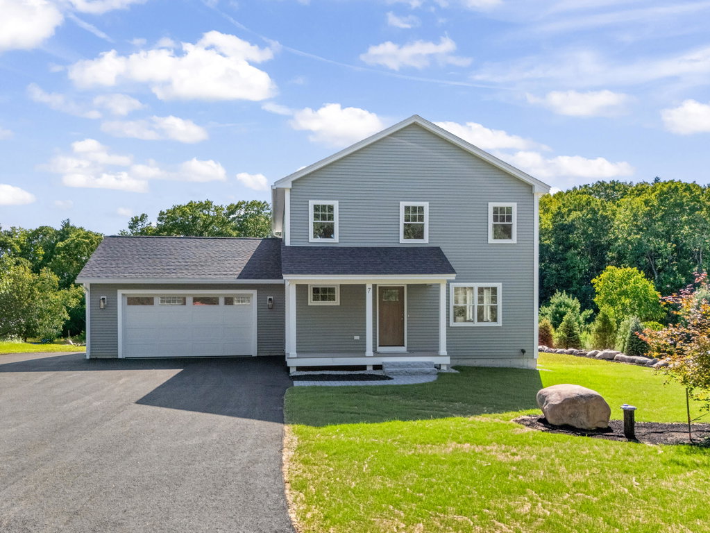 7 Heritage Way Kittery