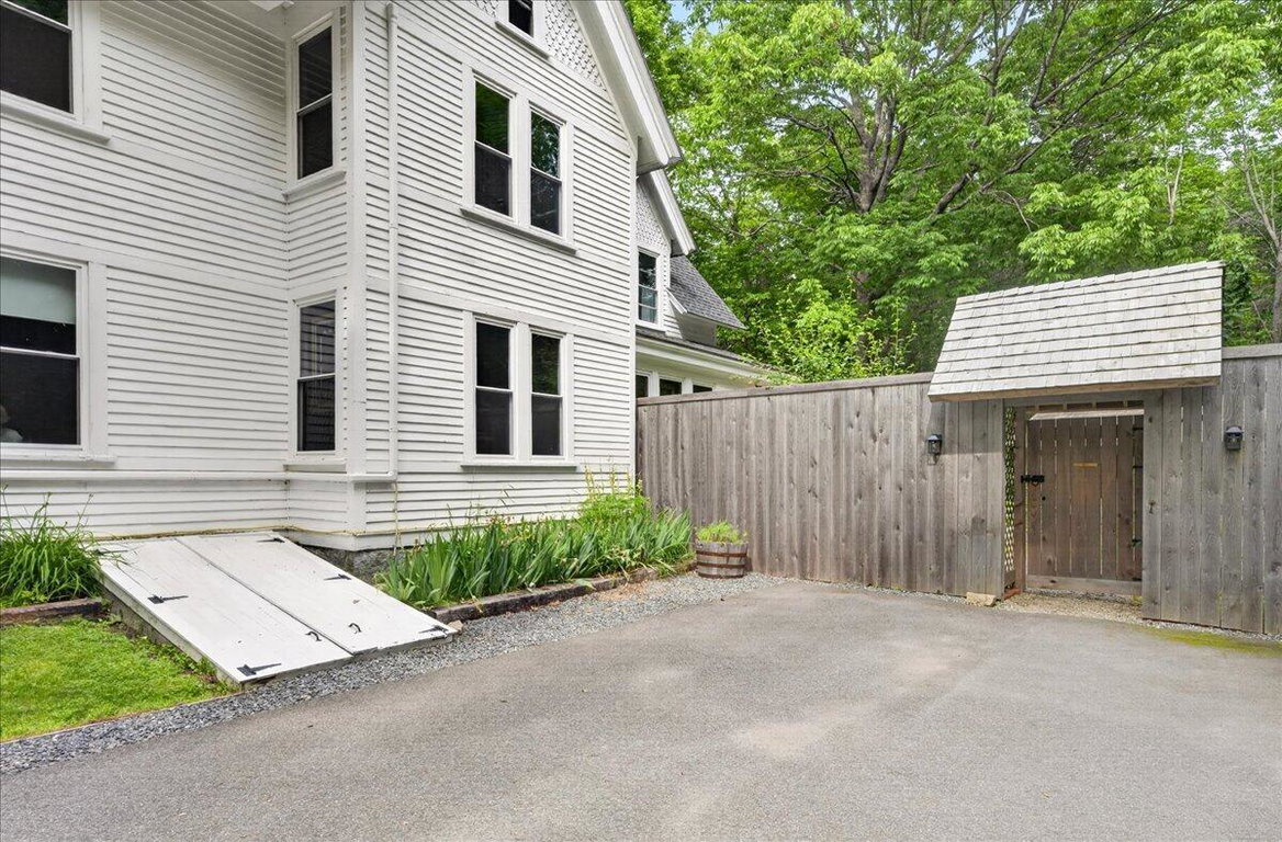 57 Ellsworth Rd. Blue Hill