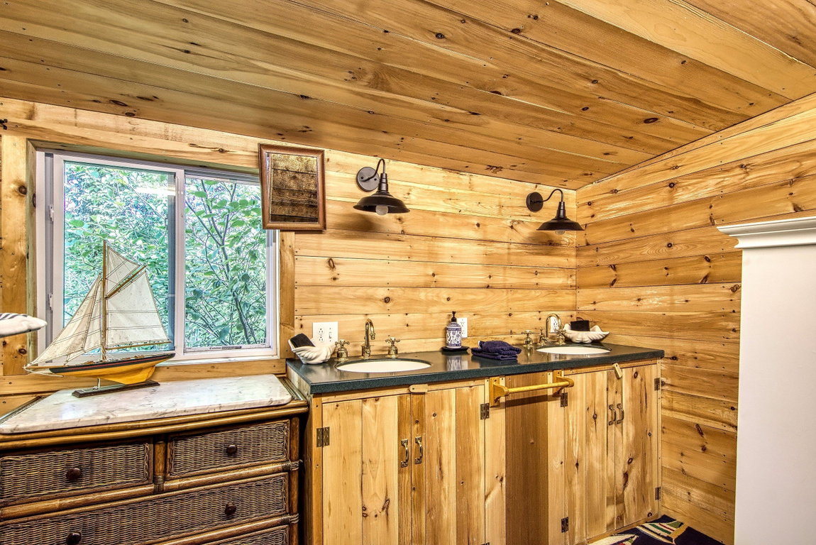 012-011-Bathroom-2996x2000