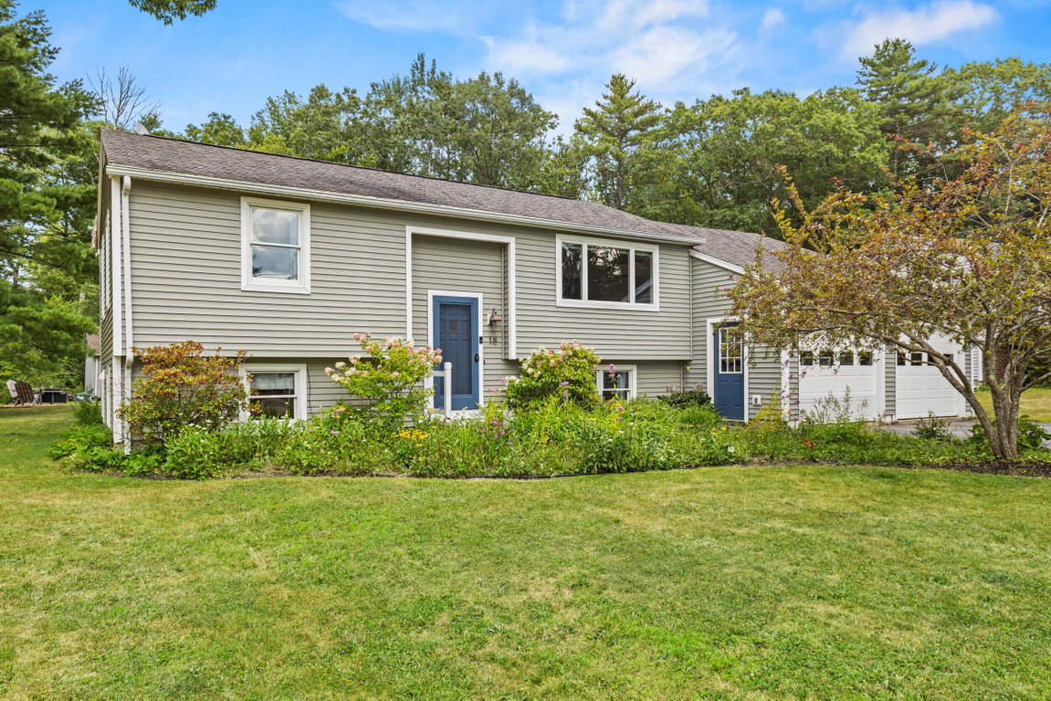 18 Ellen Circle Yarmouth
