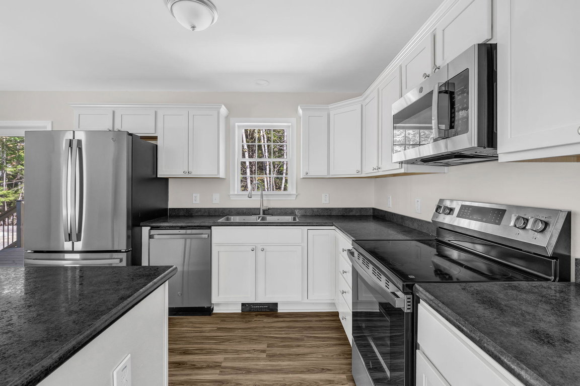 12-web-or-mls-63-bridgetwin-rd