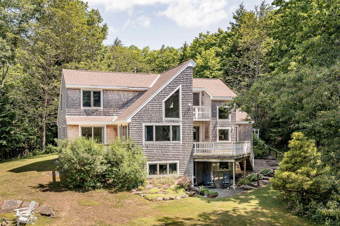 2 Springbrook Way Rockport