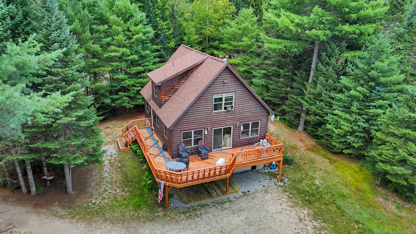 15 English Woods Road Bethel