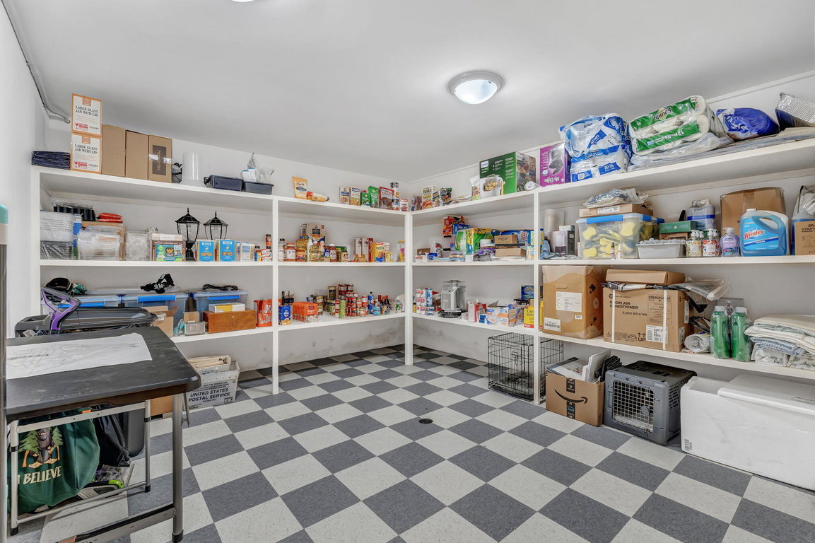 169-web-or-mls-425-seawall-rd
