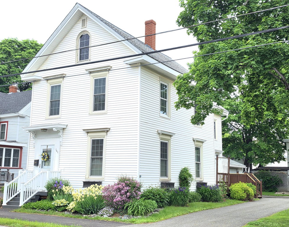 141 Forest Avenue Bangor