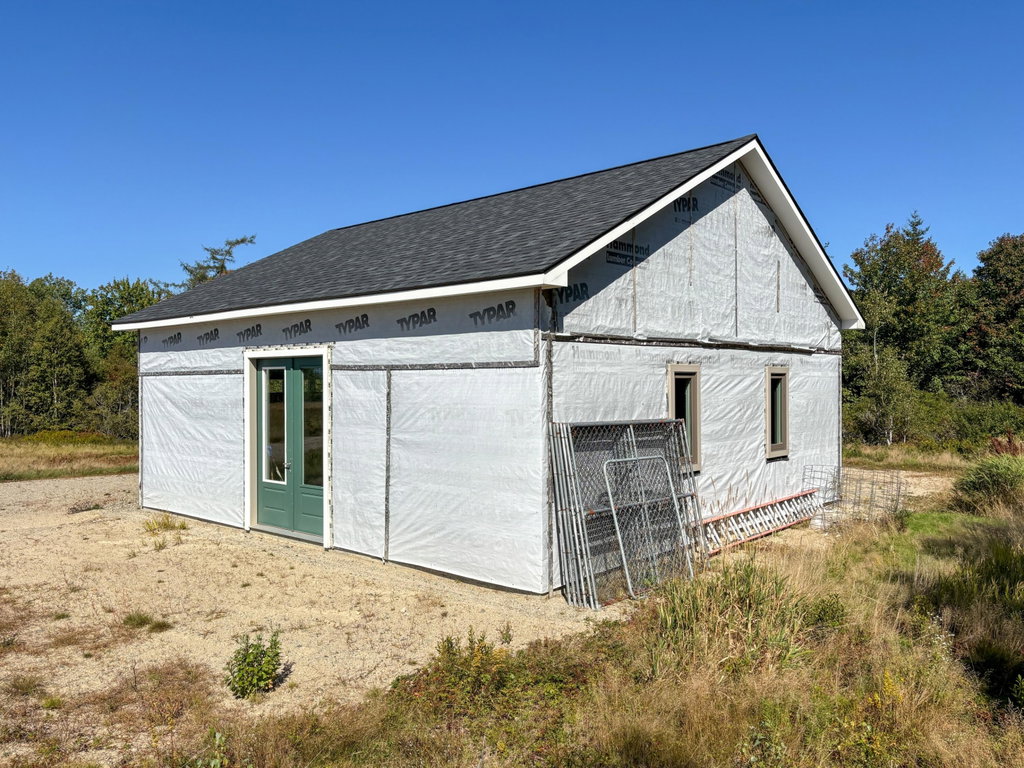 Exterior Utility Building (6) (Custom)