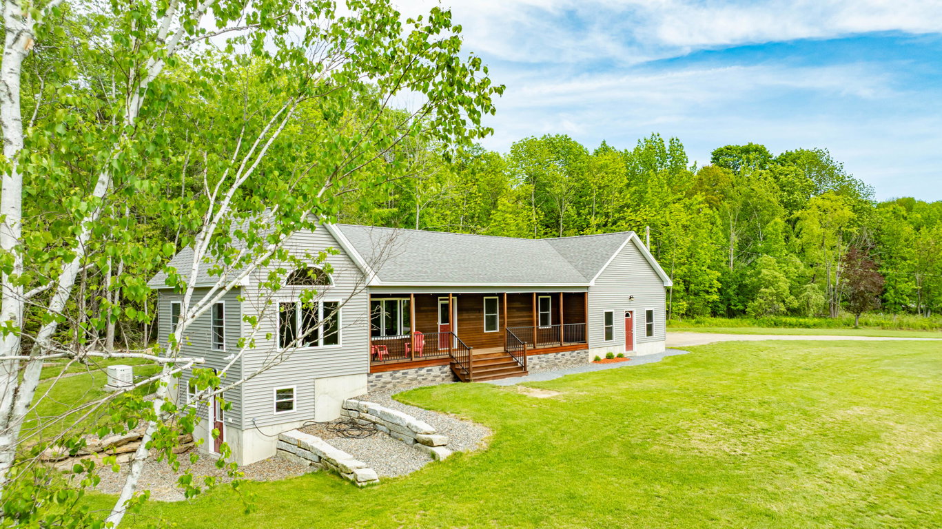3279 Union Street Glenburn