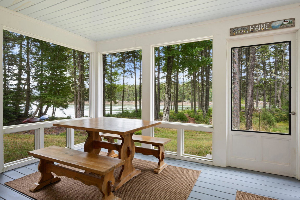 Screen Porch 7
