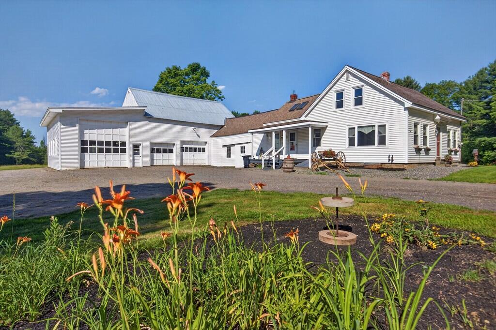 4368 Union Street Levant