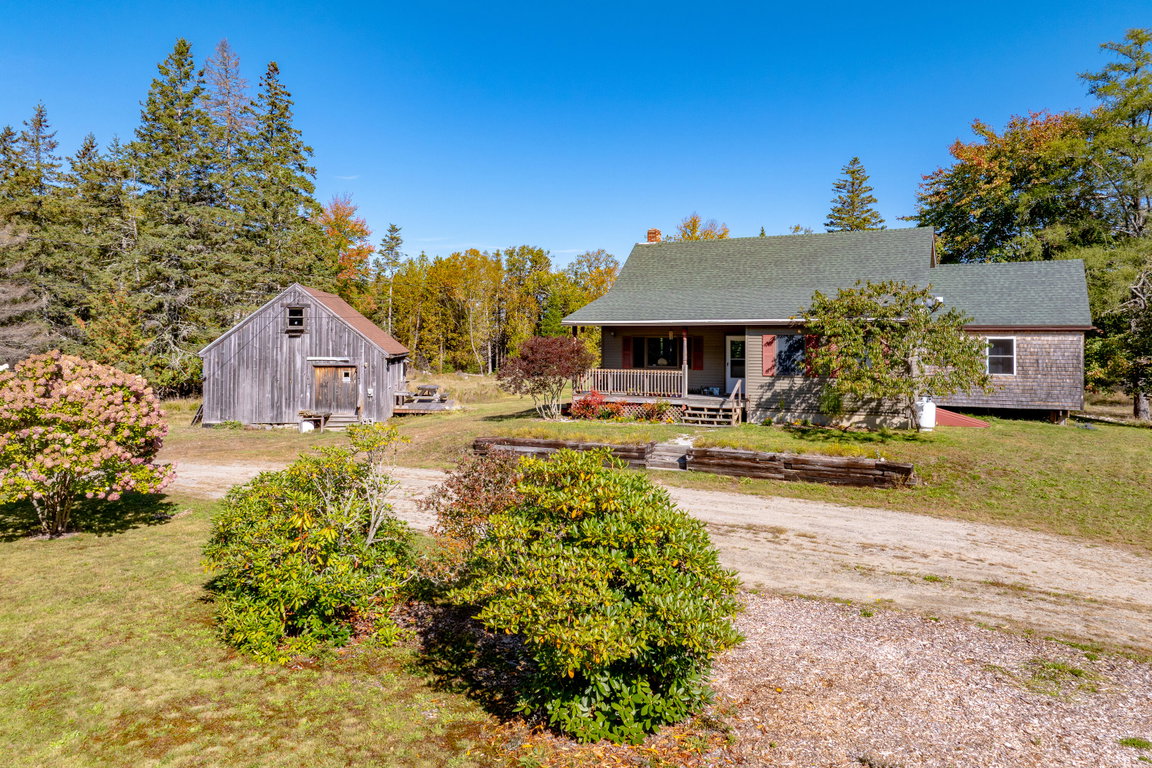 05-219 Eggomoggin Road-DTP
