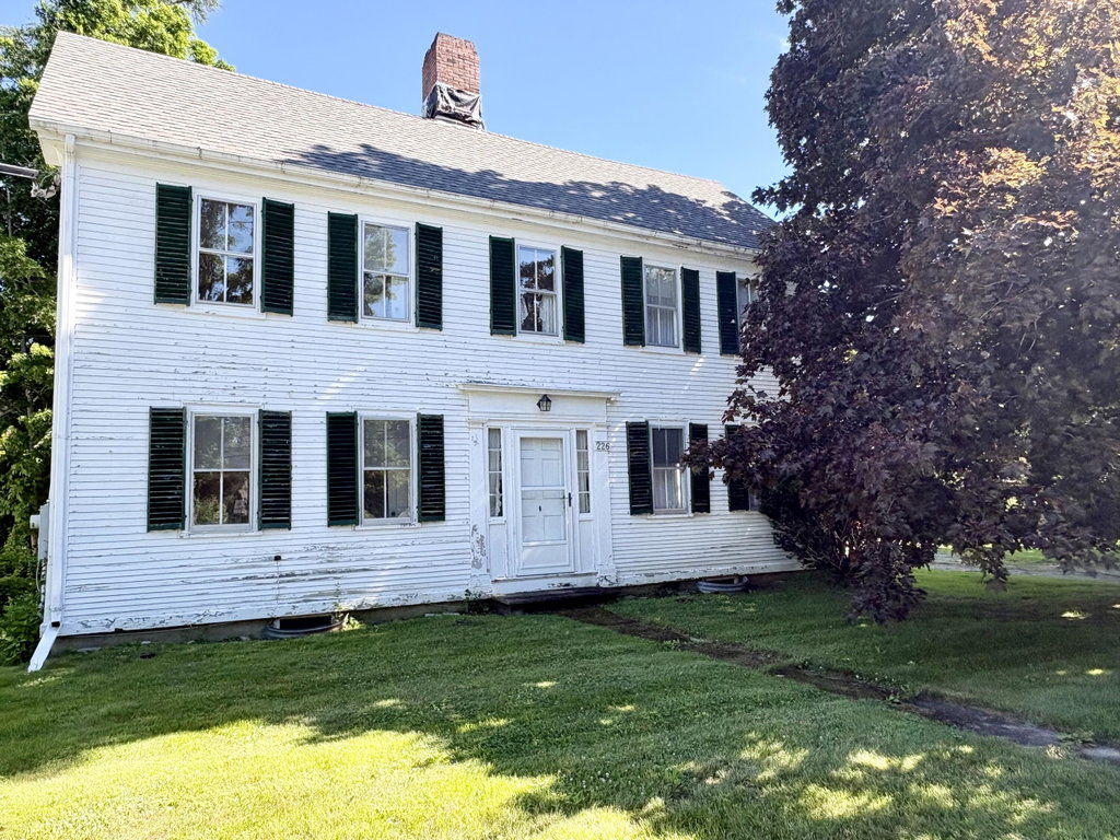 226 Elm Street Damariscotta