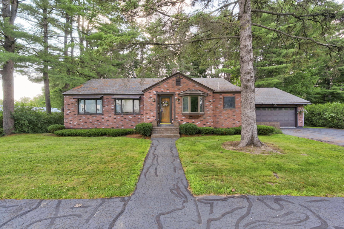 20 Central Avenue Waterville