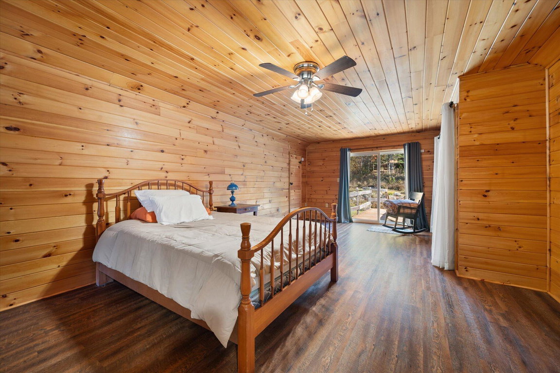 47-Bedroom