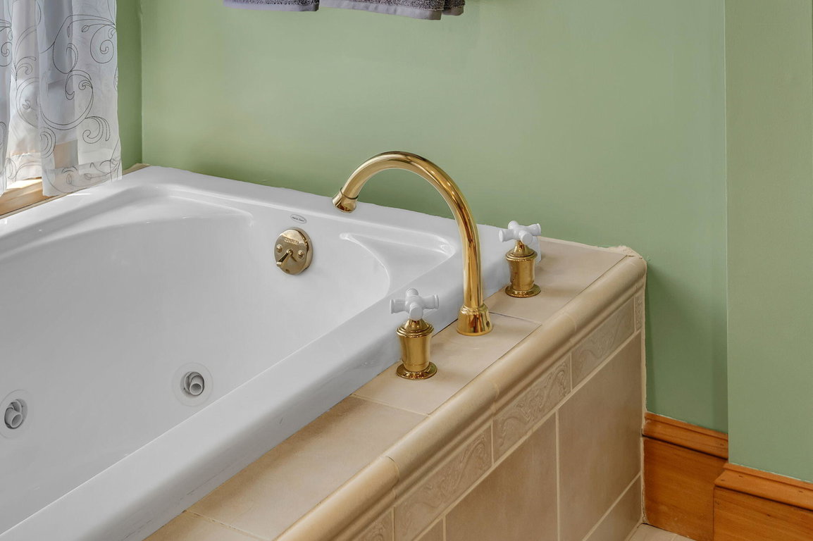 40-web-or-mls-167-twin-hill-rd