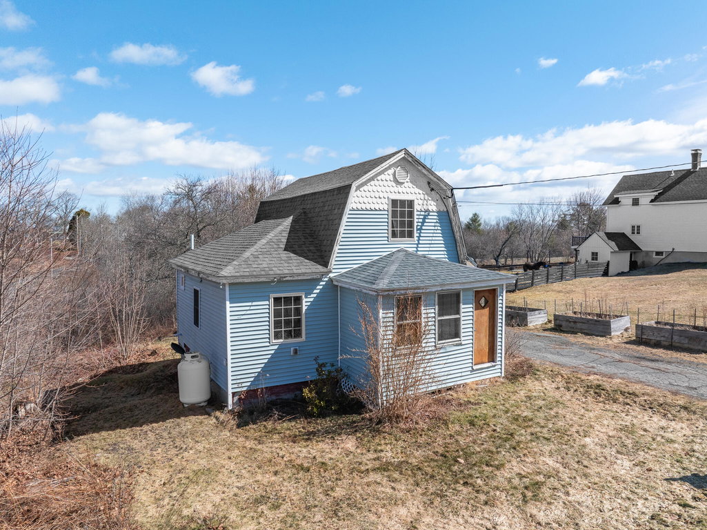 36 Northern Avenue Hampden
