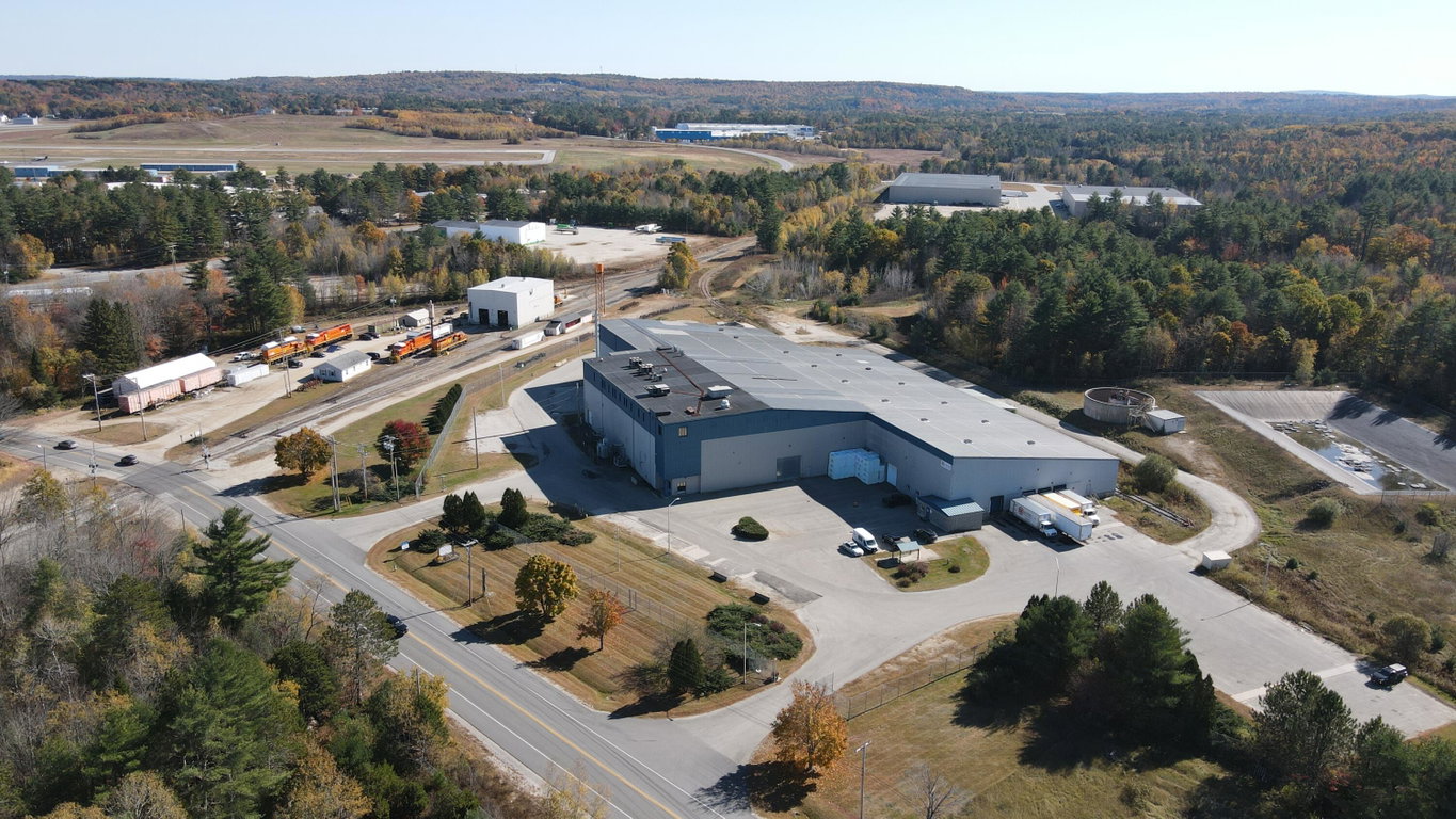 586 Lewiston Junction Road Auburn
