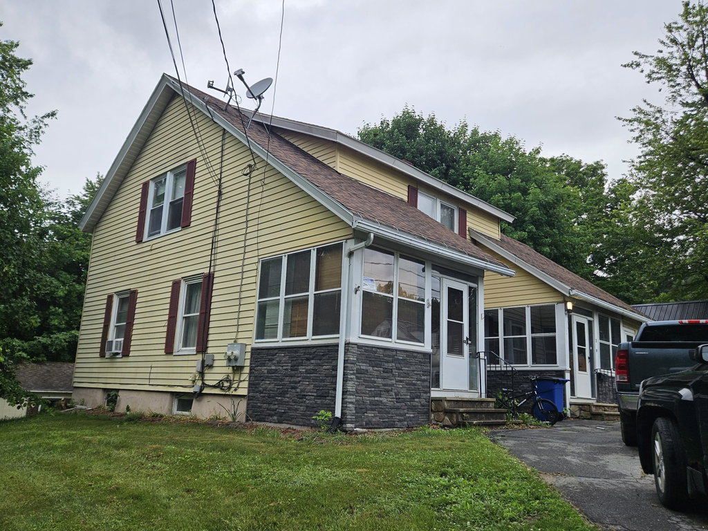 2 Central Avenue Waterville
