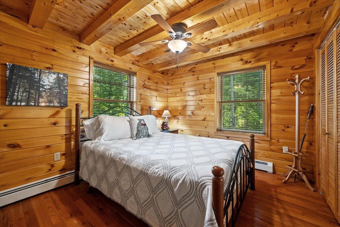 24-Bedroom