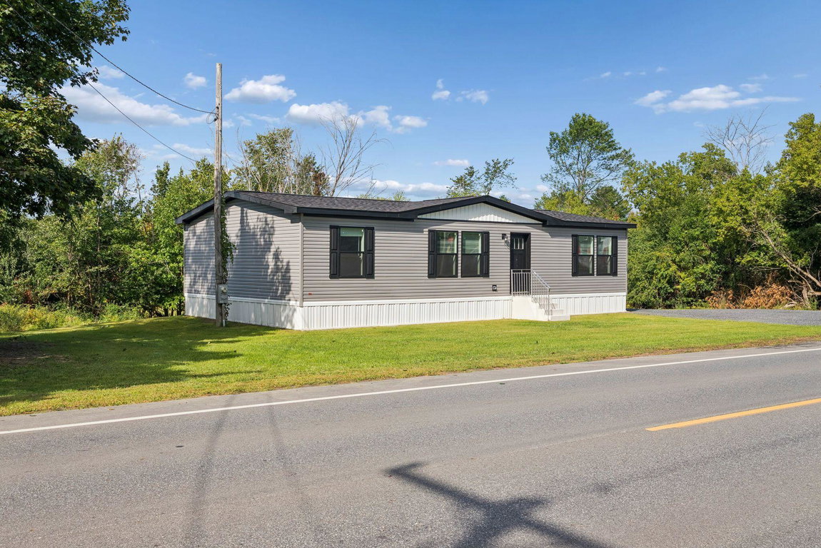 822 Main Street Vassalboro