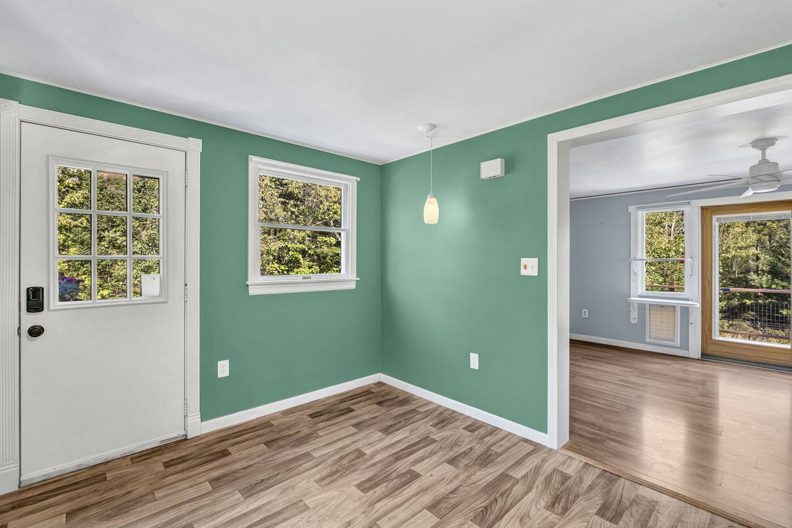 14-web-or-mls-736-eagle-lake-rd