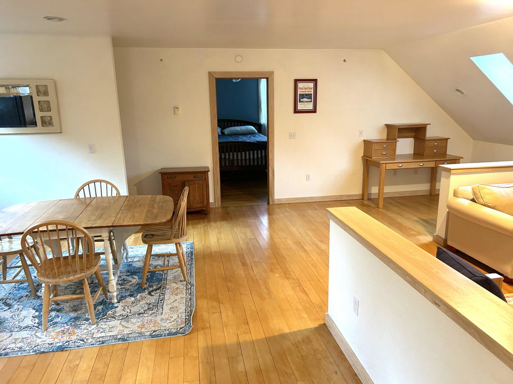apt table to bedroom