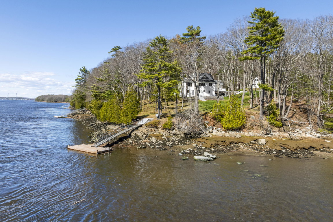25 River Road Arrowsic