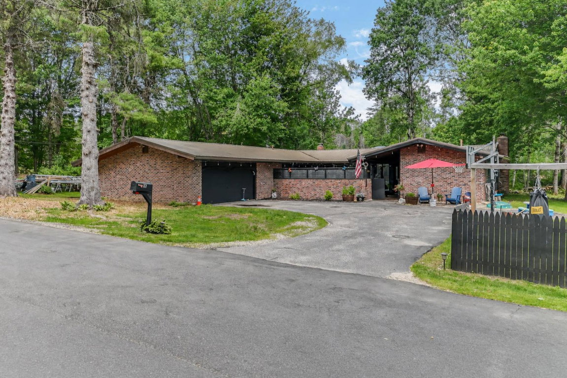 12 Brookside Drive Standish