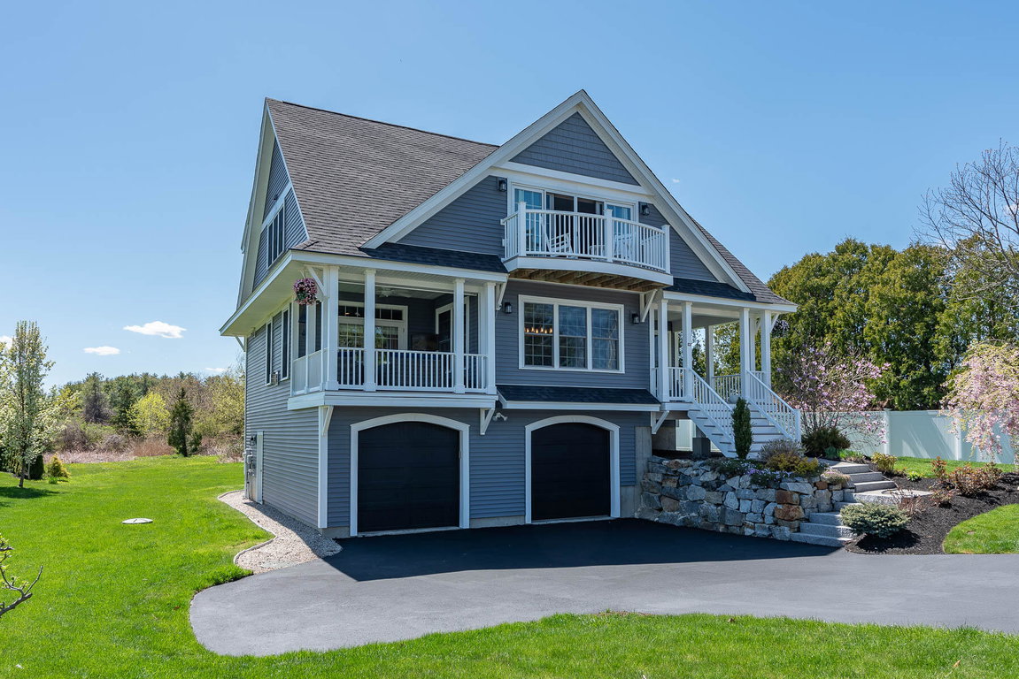 2 Cottage Way Kittery