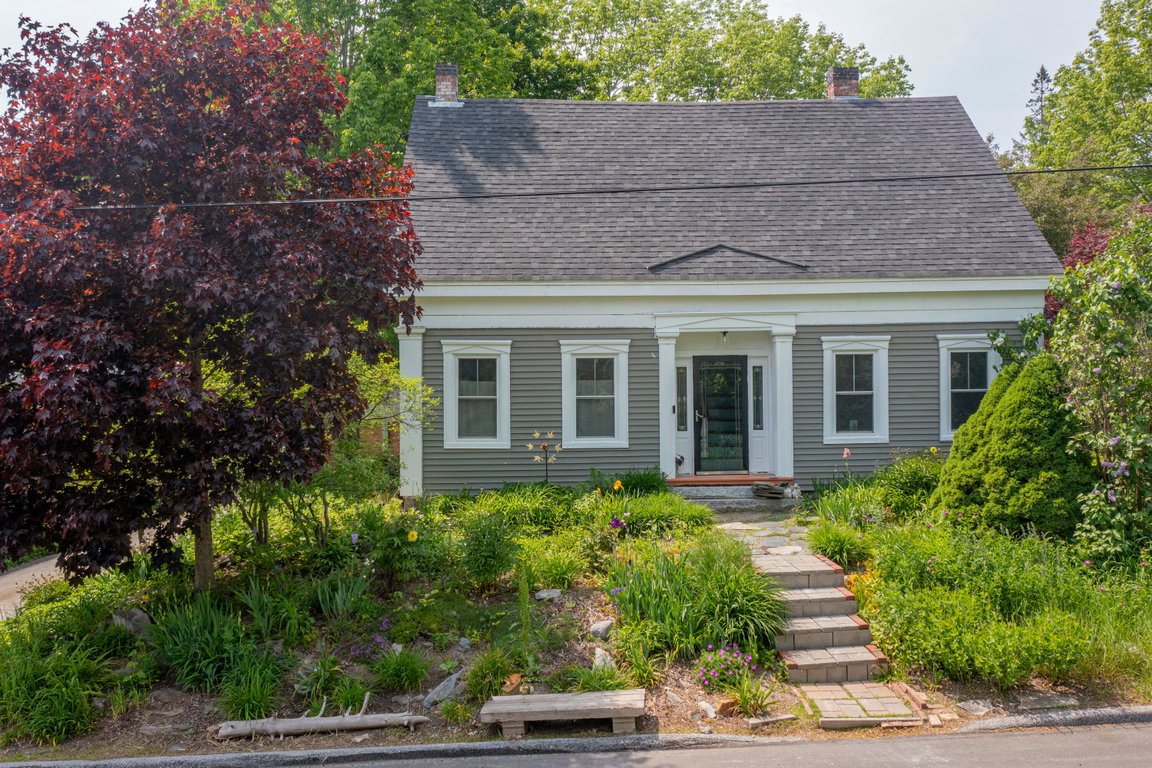 42 Elm Street Bucksport
