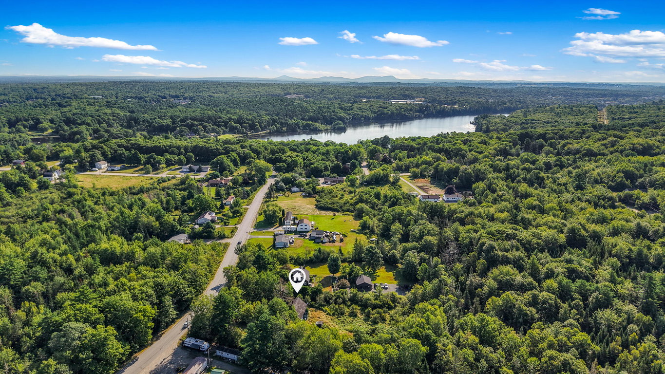 40 Red Bridge Road, Ellsworth