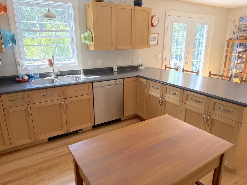 kitchen bar