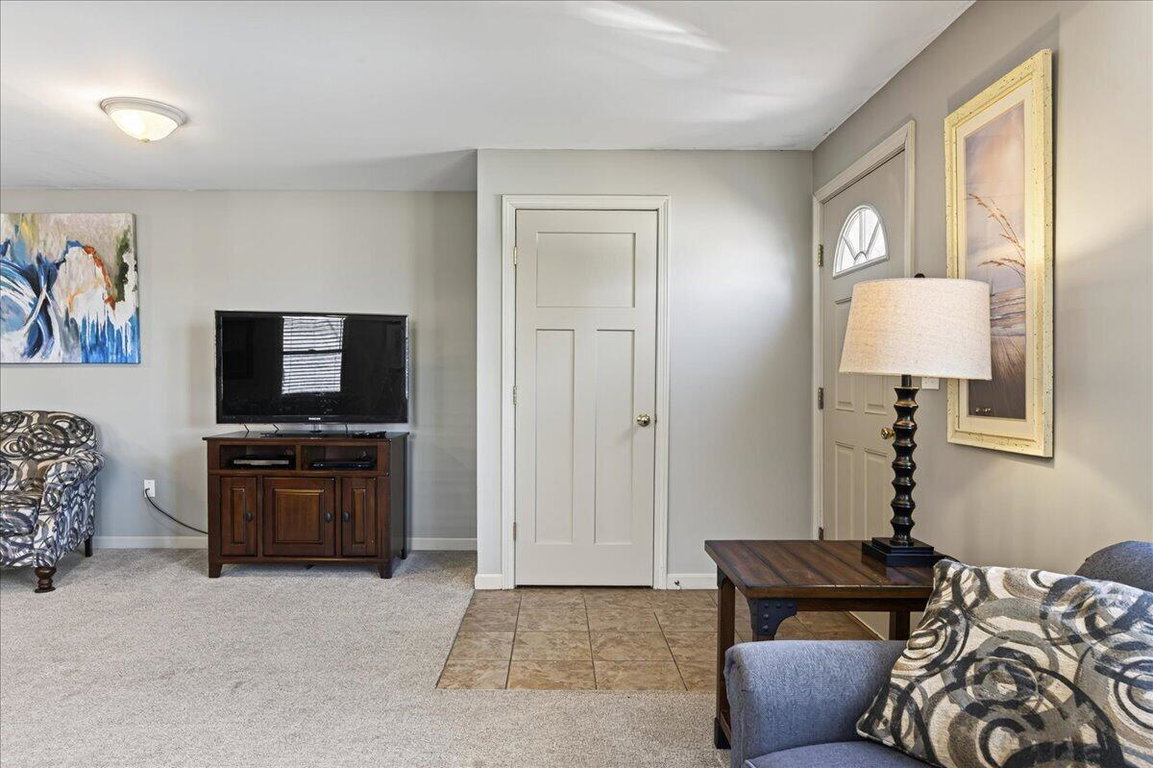 18-Loren St. Bar Harbor_Apt B