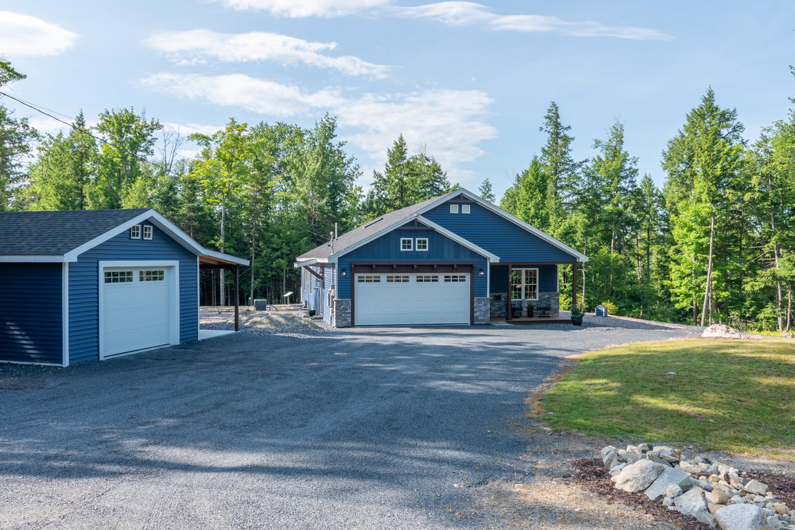 52 Shore Road Embden