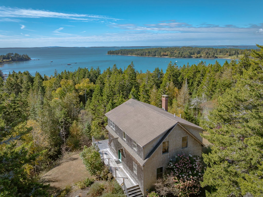 290 Clark Point Road Tremont
