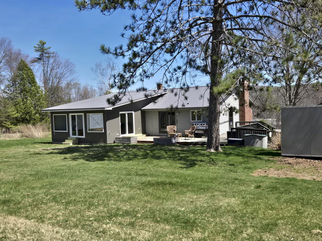 402 Town Farm Road Farmington