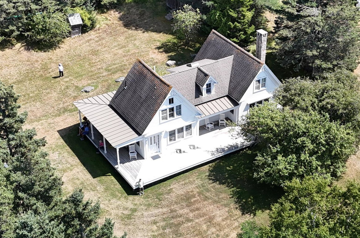 55 Ferry Road Swans Island